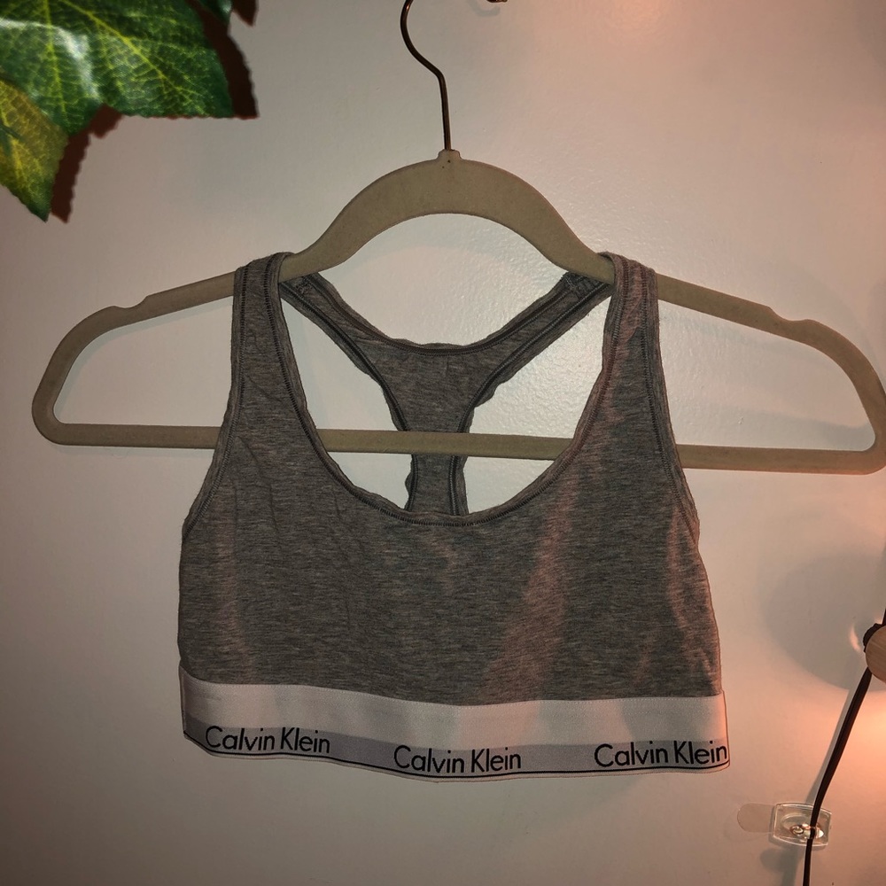 —SOLD ON DEPOP— CALVIN KLEIN GREY AND WHITE